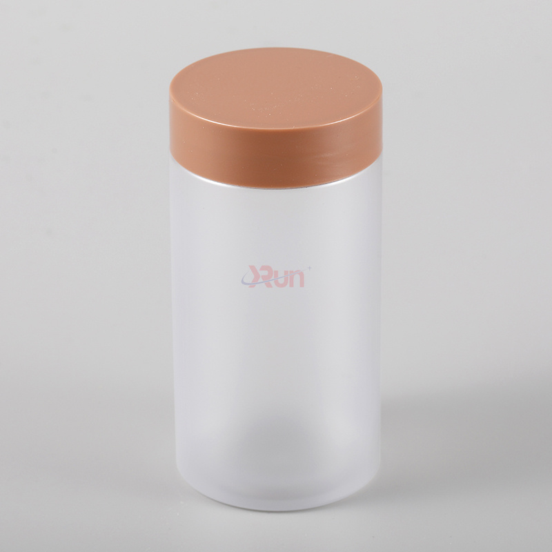 We specialize in BPA free plastic food containers, offering food packaging jars made from recycled plastic in our trusted PET containers.